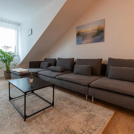 Apartment Im Dachgeschoss Plankstadt Extérieur photo